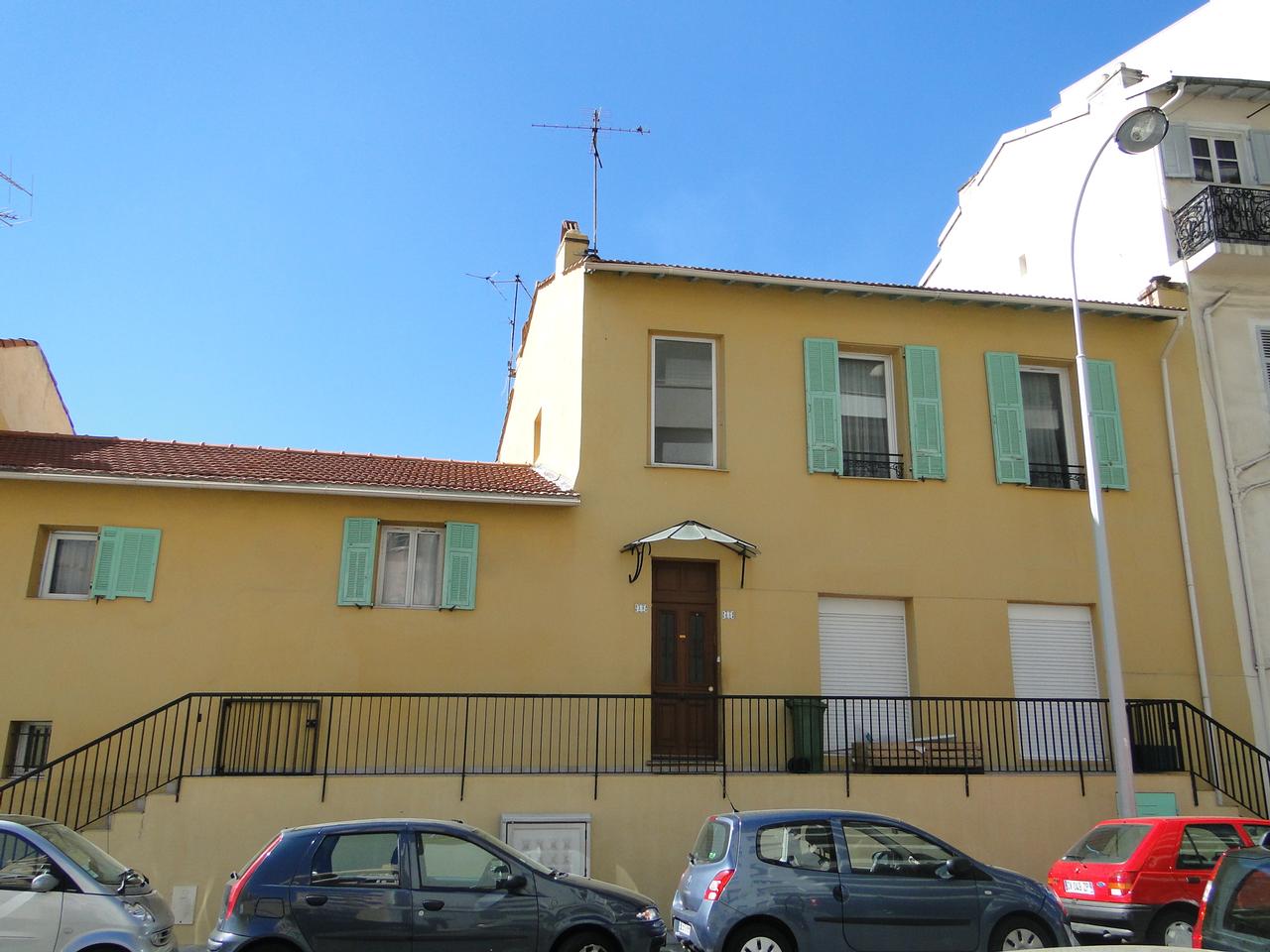 façade sur rue